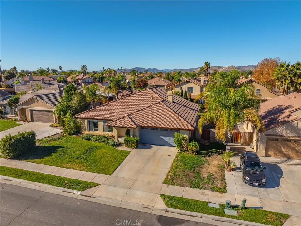 833 Empressa Court, Hemet, California 92543 home-pic-32