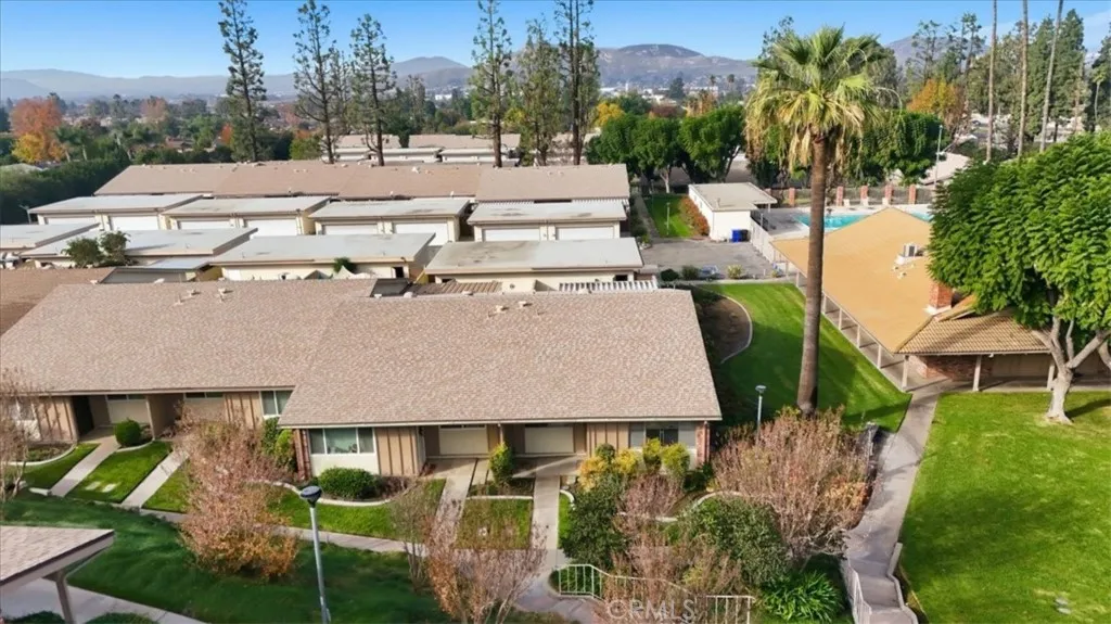 22745 Palm Avenue H, Grand Terrace, California 92313 home-pic-17
