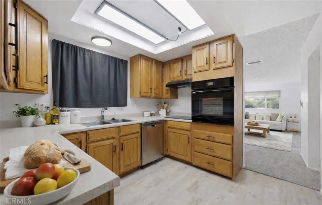 22745 Palm Avenue H, Grand Terrace, California 92313 home-pic-5