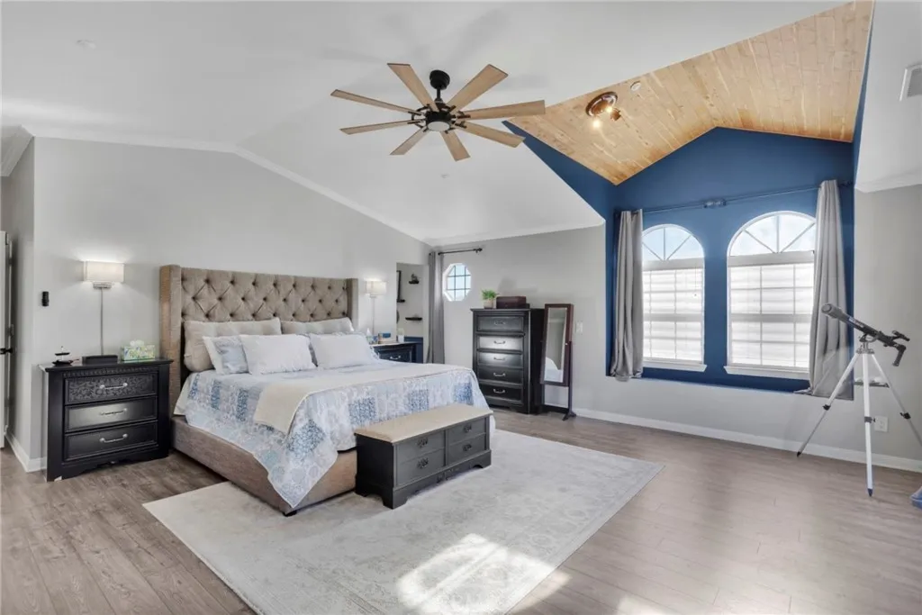 18570 Niagara, Victorville, California 92395 home-pic-18