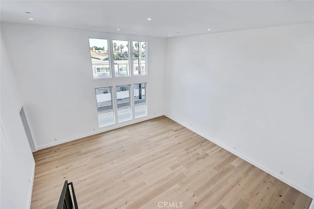 2007 Blossom Lane, Redondo Beach, California 90278 home-pic-22