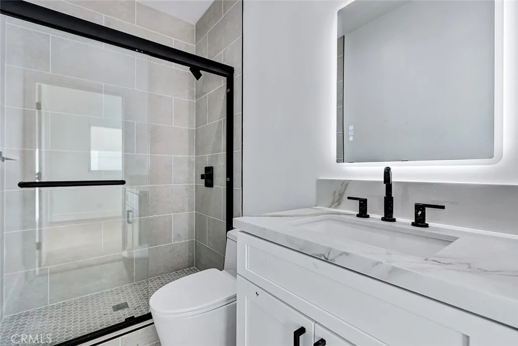 2007 Blossom Lane, Redondo Beach, California 90278 home-pic-12