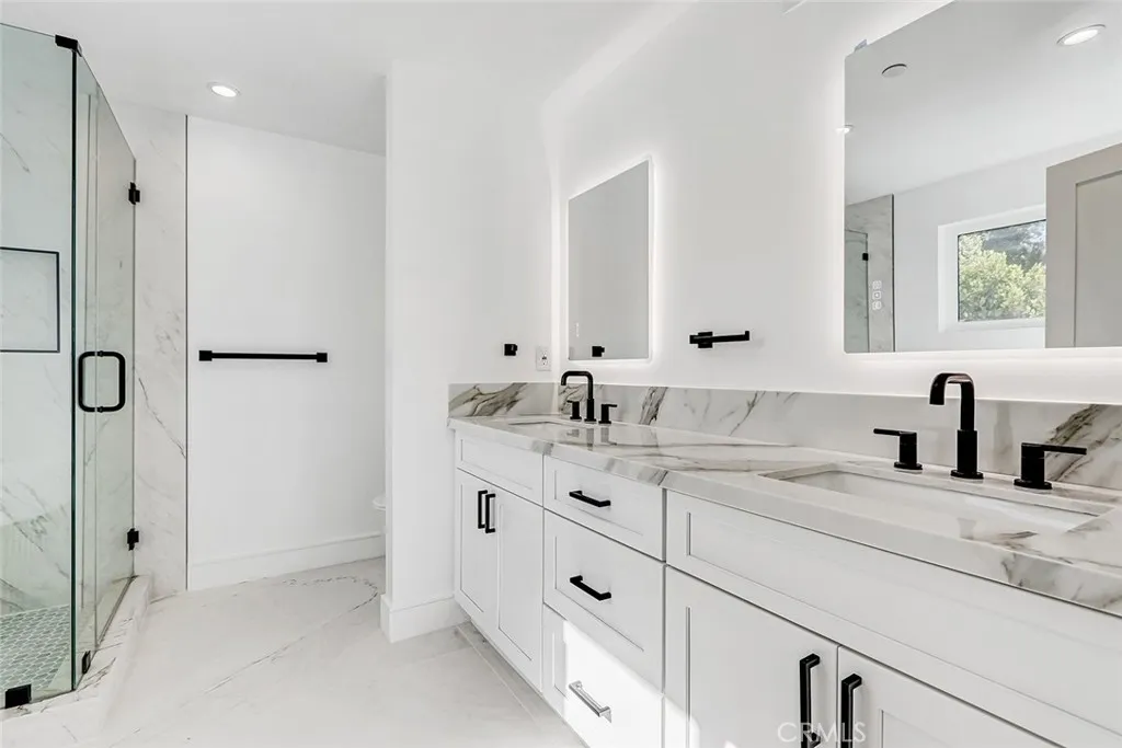2009 Blossom Lane, Redondo Beach, California 90278 home-pic-16