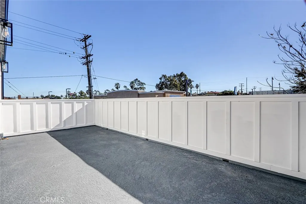 2009 Blossom Lane, Redondo Beach, California 90278 home-pic-35