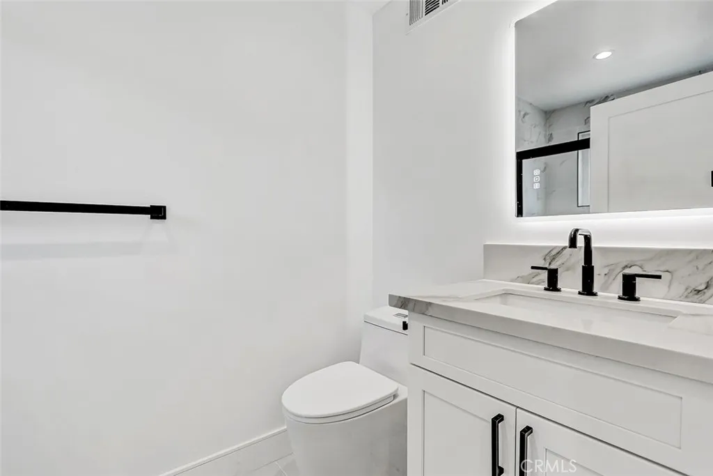 2009 Blossom Lane, Redondo Beach, California 90278 home-pic-33