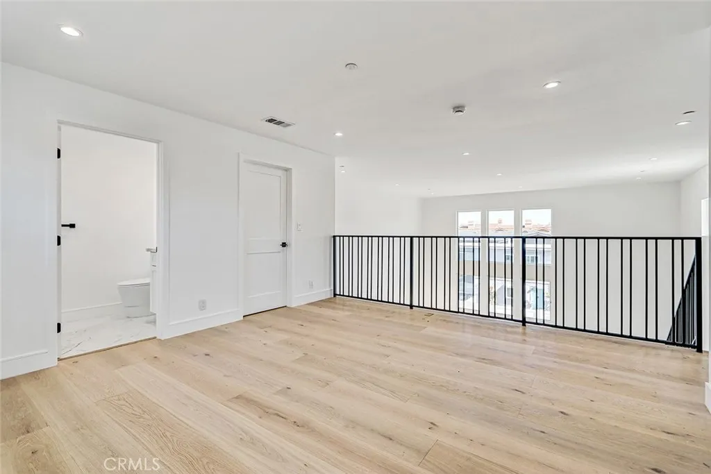 2009 Blossom Lane, Redondo Beach, California 90278 home-pic-31