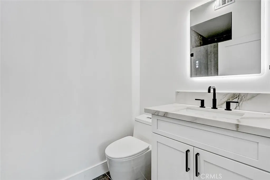 2009 Blossom Lane, Redondo Beach, California 90278 home-pic-21