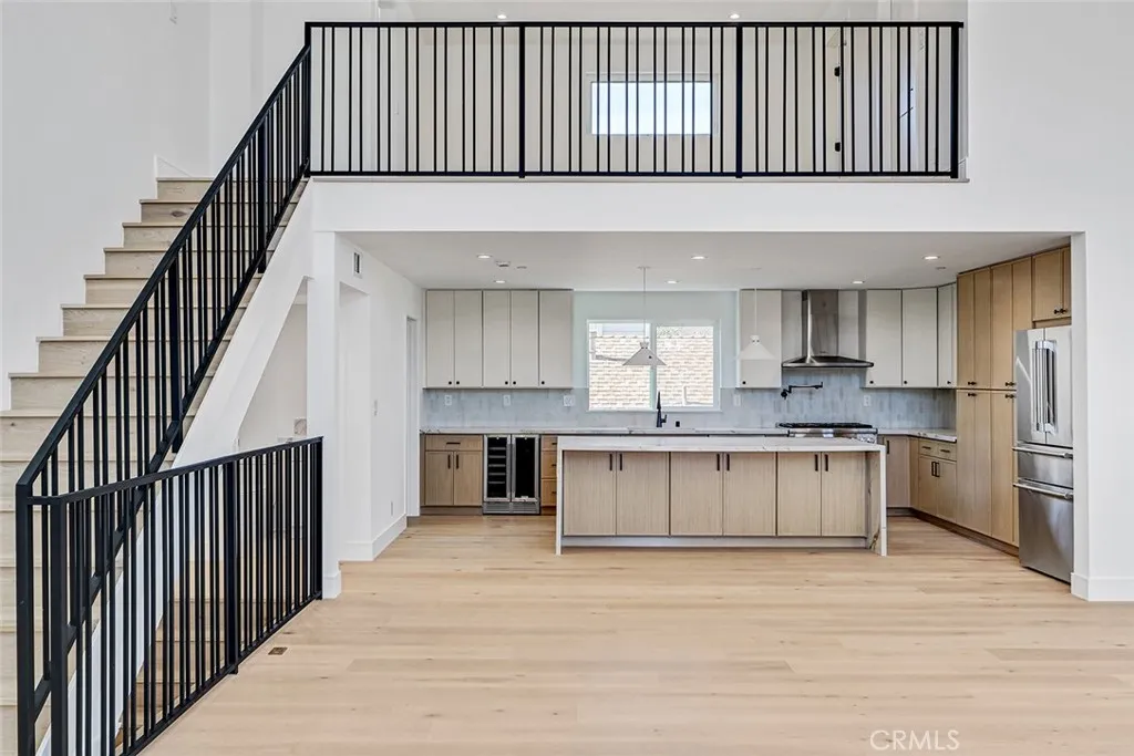 2009 Blossom Lane, Redondo Beach, California 90278 home-pic-11