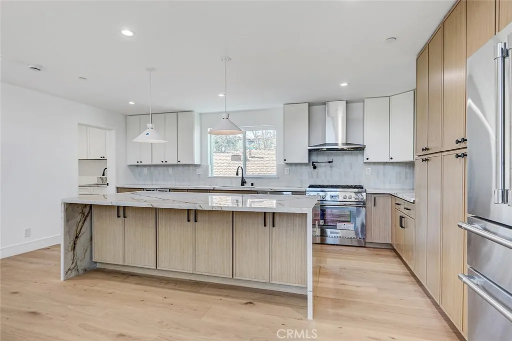 2009 Blossom Lane, Redondo Beach, California 90278 home-pic-7