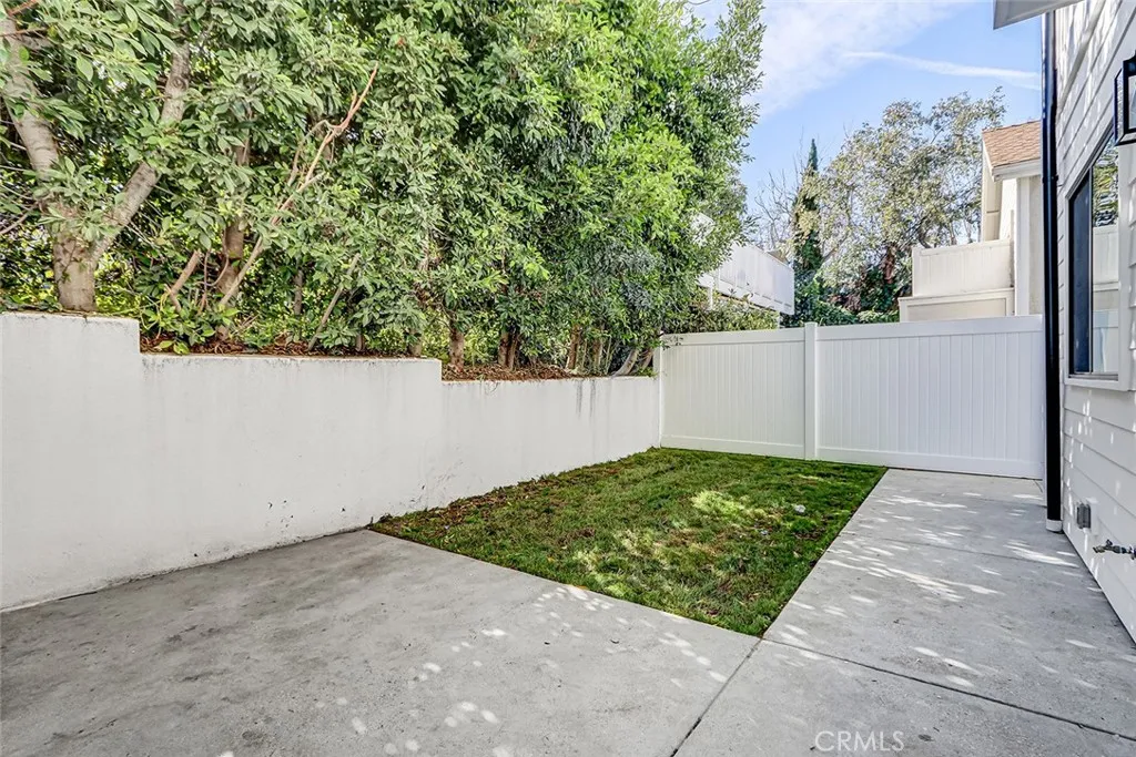 2009 Blossom Lane, Redondo Beach, California 90278 home-pic-37