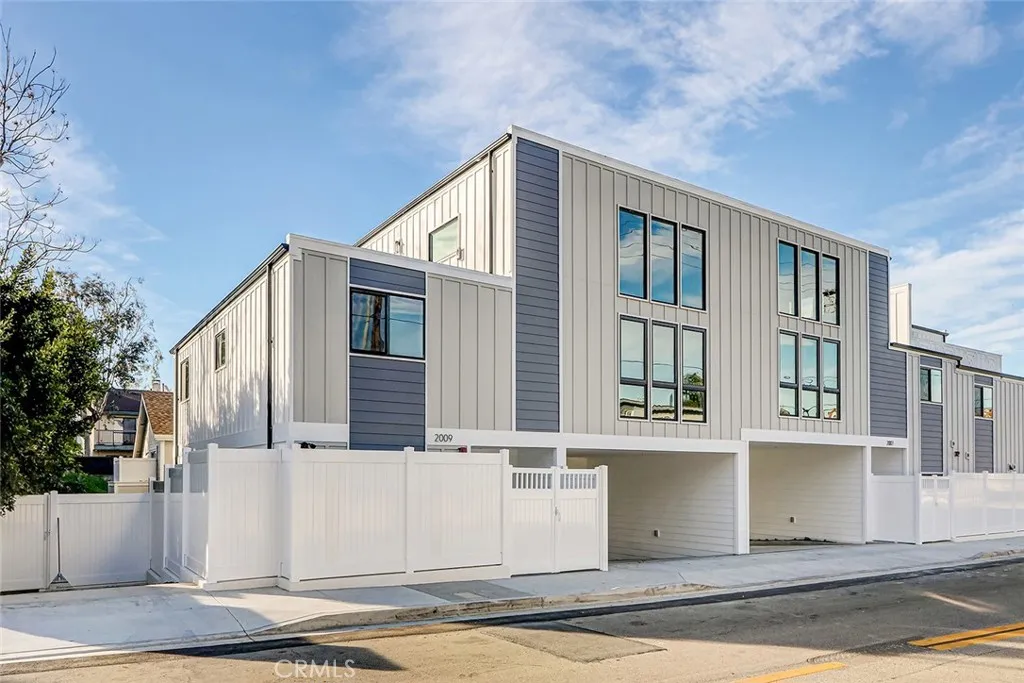 2009 Blossom Lane, Redondo Beach, California 90278 home-pic-2