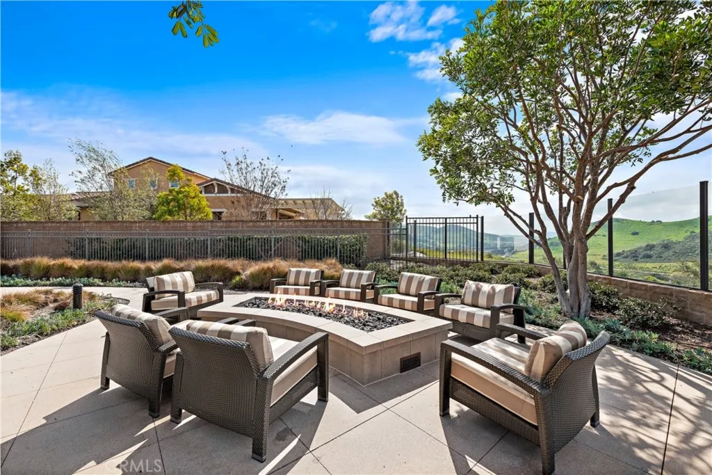 88 Cerrero Court, Rancho Mission Viejo, California 92694 home-pic-49