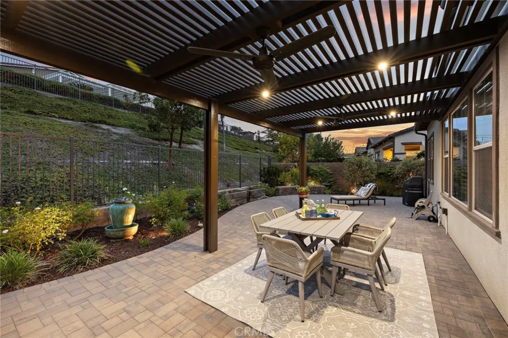 88 Cerrero Court, Rancho Mission Viejo, California 92694 home-pic-0