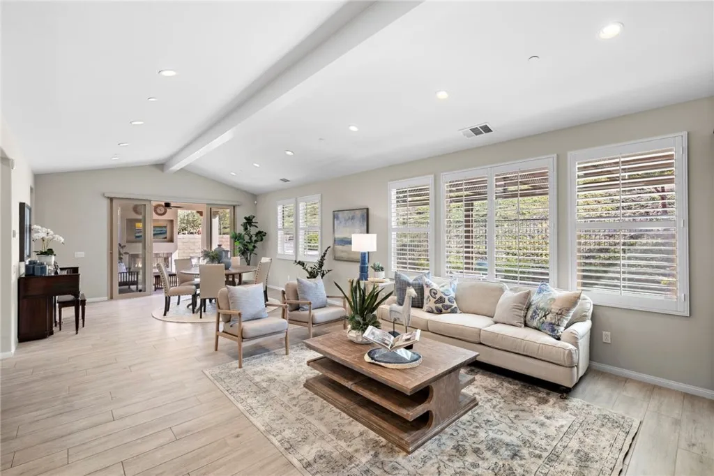 88 Cerrero Court, Rancho Mission Viejo, California 92694 home-pic-11