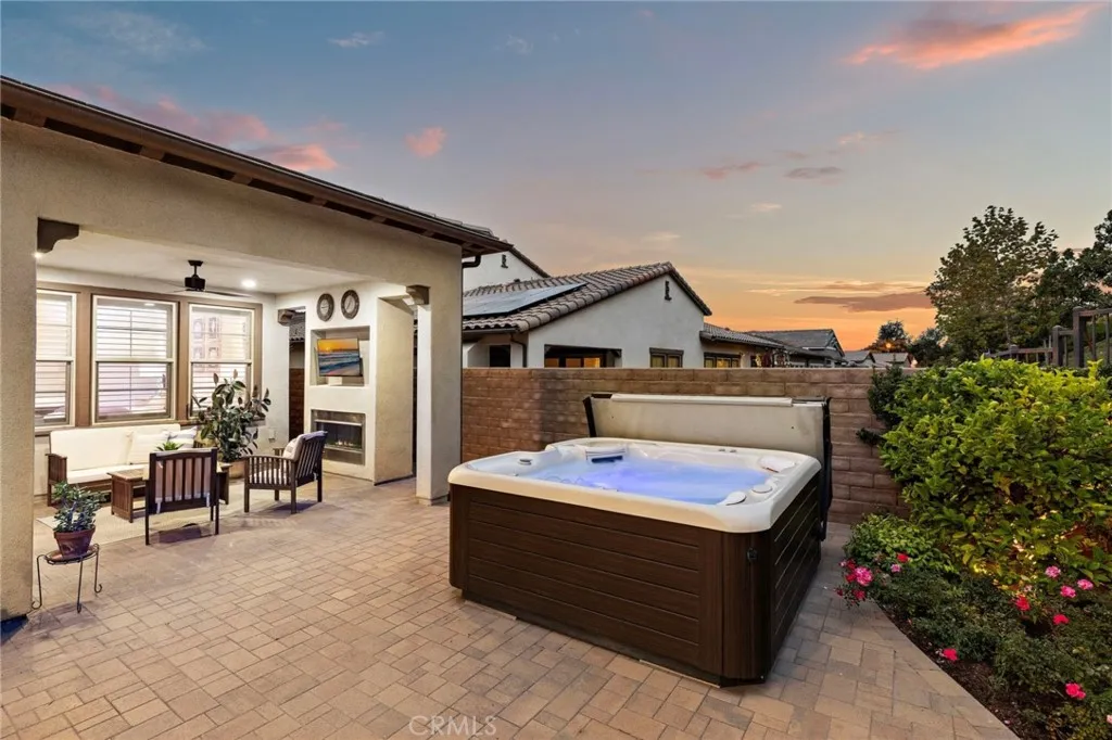 88 Cerrero Court, Rancho Mission Viejo, California 92694 home-pic-3