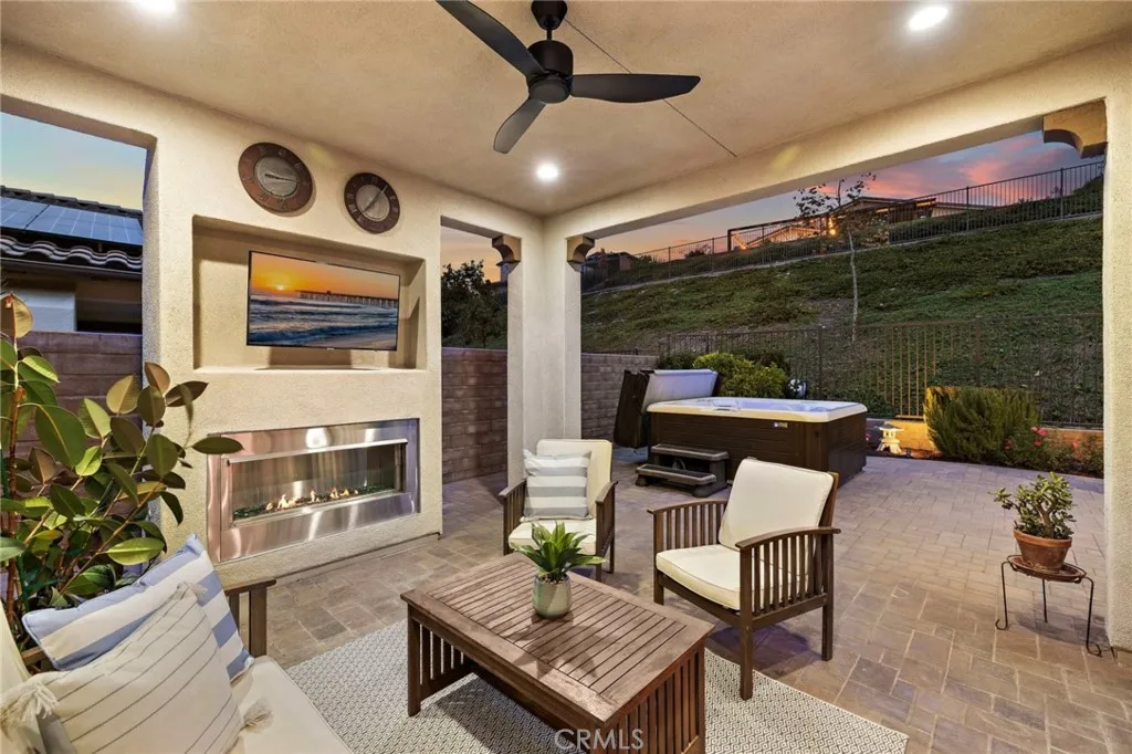 88 Cerrero Court, Rancho Mission Viejo, California 92694 home-pic-5