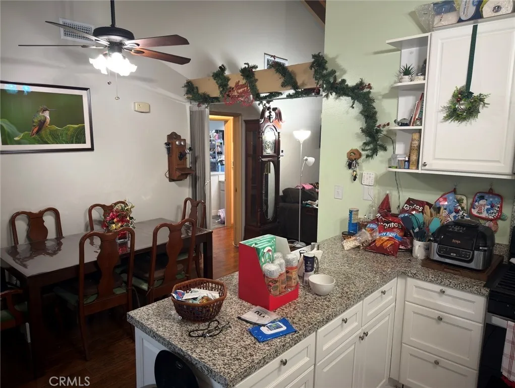 5118 Lakeview Avenue 4, Yorba Linda, California 92886 home-pic-9