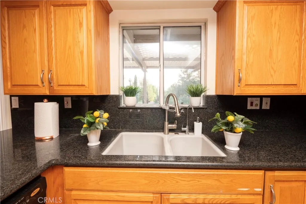 19844 Squire, Covina, California 91724 home-pic-16