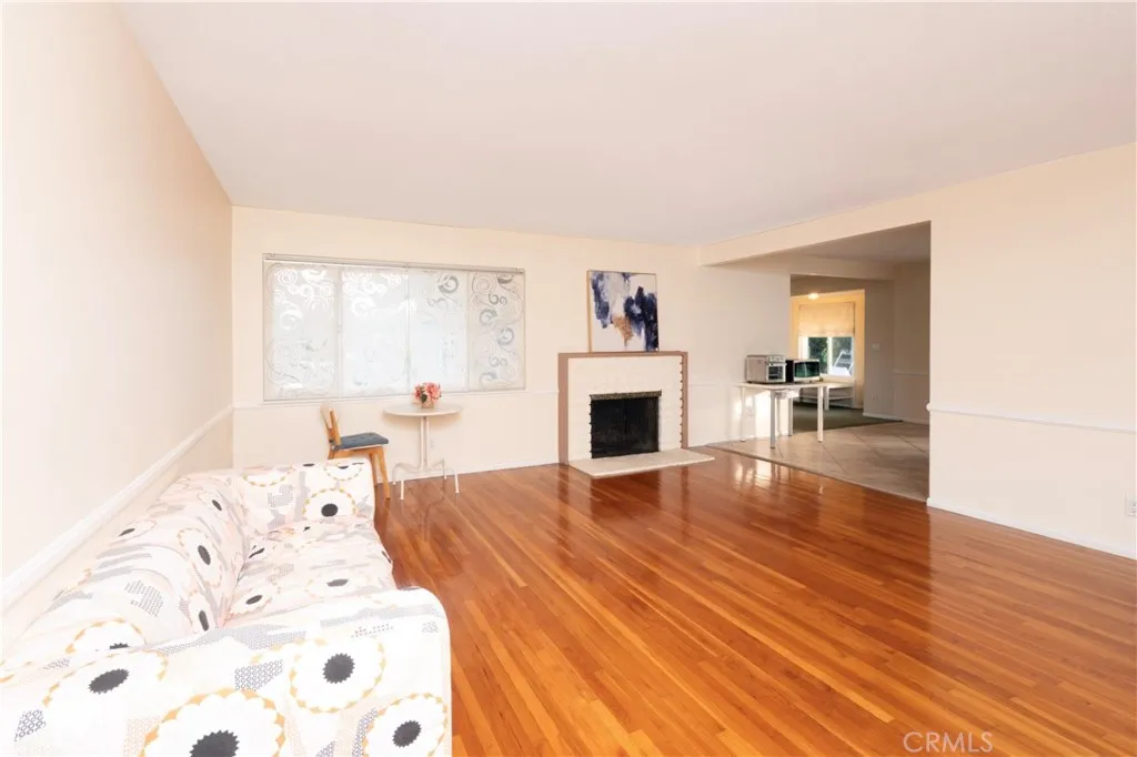 19844 Squire, Covina, California 91724 home-pic-7