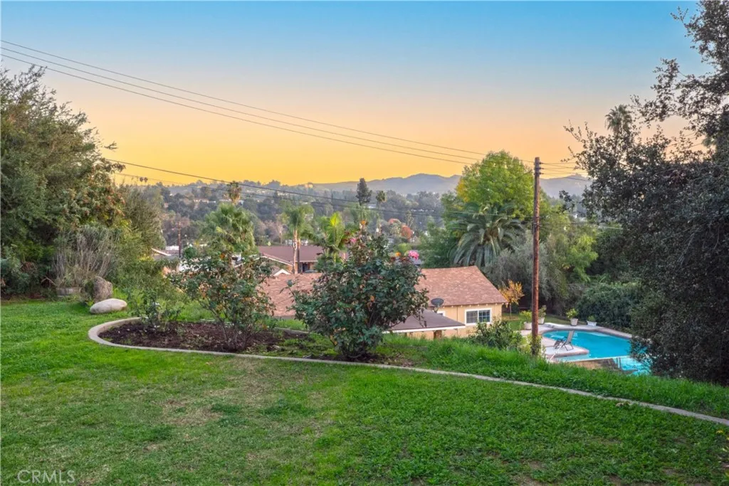 19844 Squire, Covina, California 91724 home-pic-47