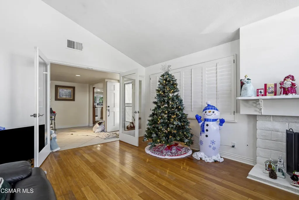 29148 Hillrise Drive, Agoura Hills, California 91301 home-pic-11