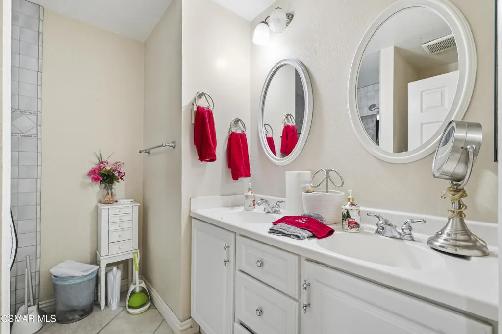 29148 Hillrise Drive, Agoura Hills, California 91301 home-pic-21