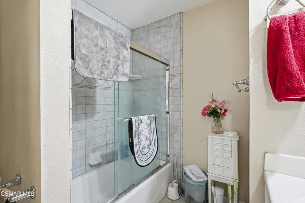 29148 Hillrise Drive, Agoura Hills, California 91301 home-pic-22