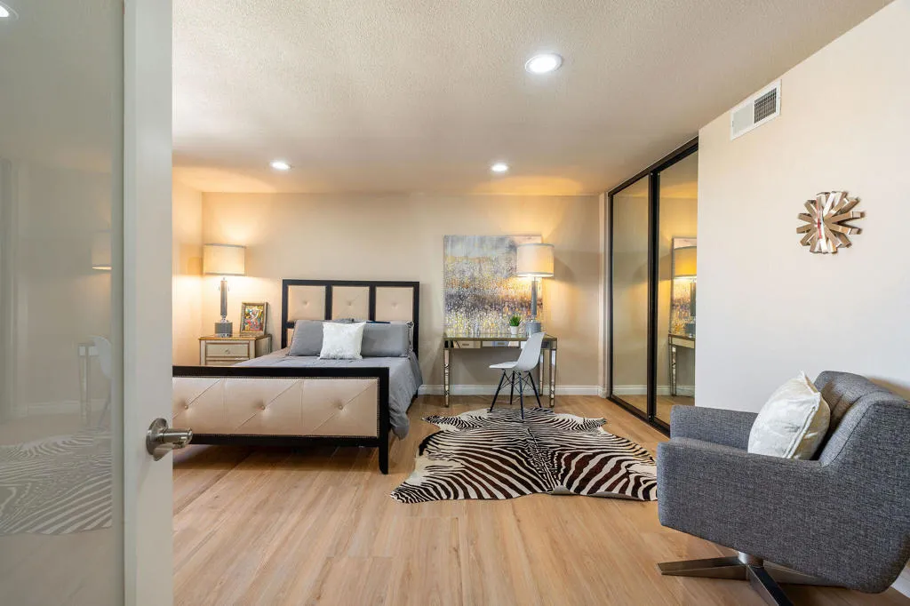 72815 Somera Road, Palm Desert, California 92260 home-pic-19