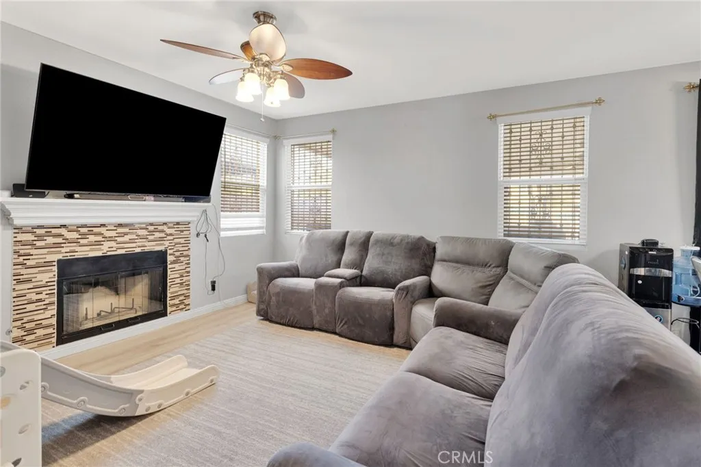 13888 Chestnut, Victorville, California 92392 home-pic-8