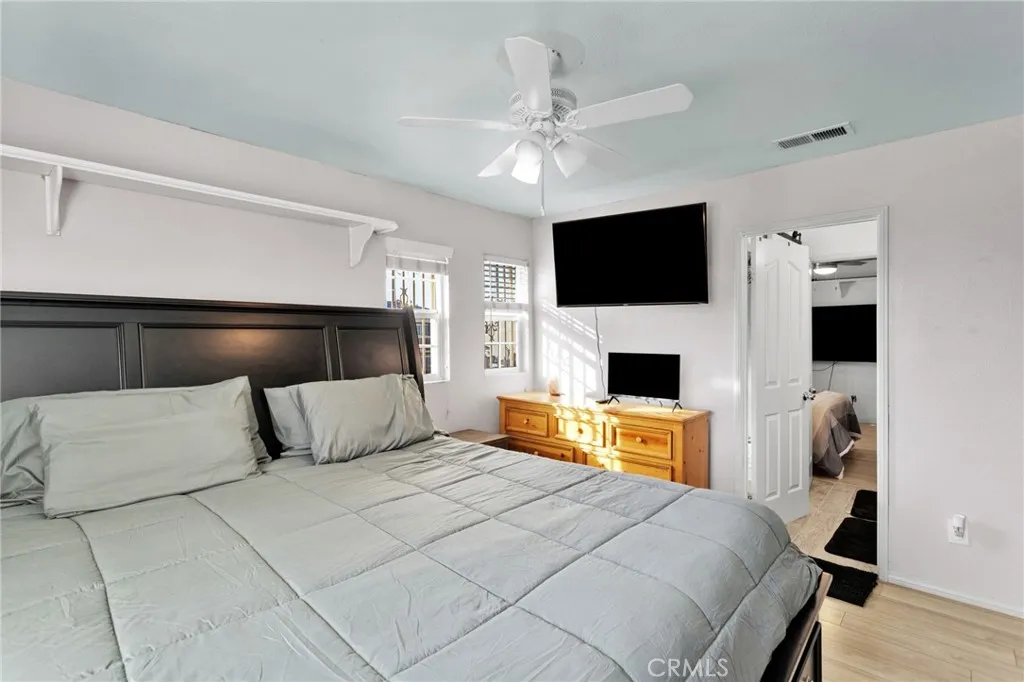 13888 Chestnut, Victorville, California 92392 home-pic-38