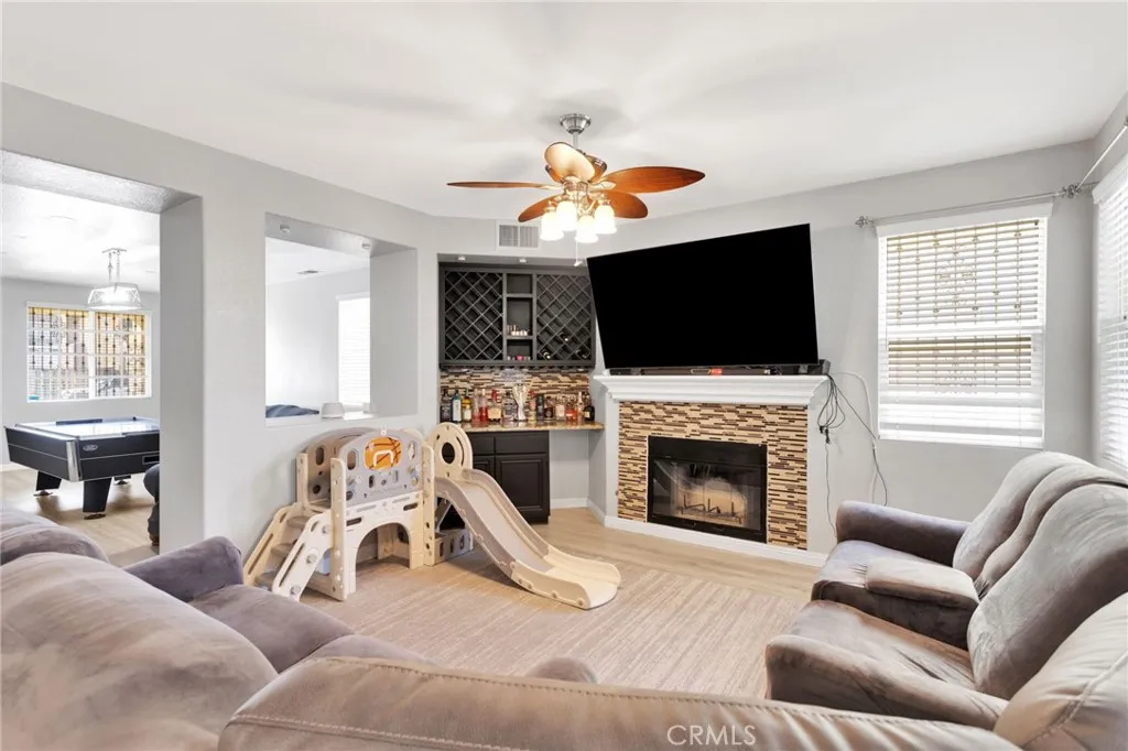13888 Chestnut, Victorville, California 92392 home-pic-10