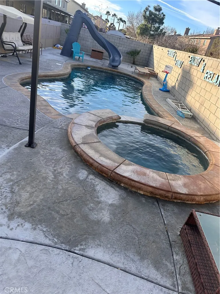 13888 Chestnut, Victorville, California 92392 home-pic-3