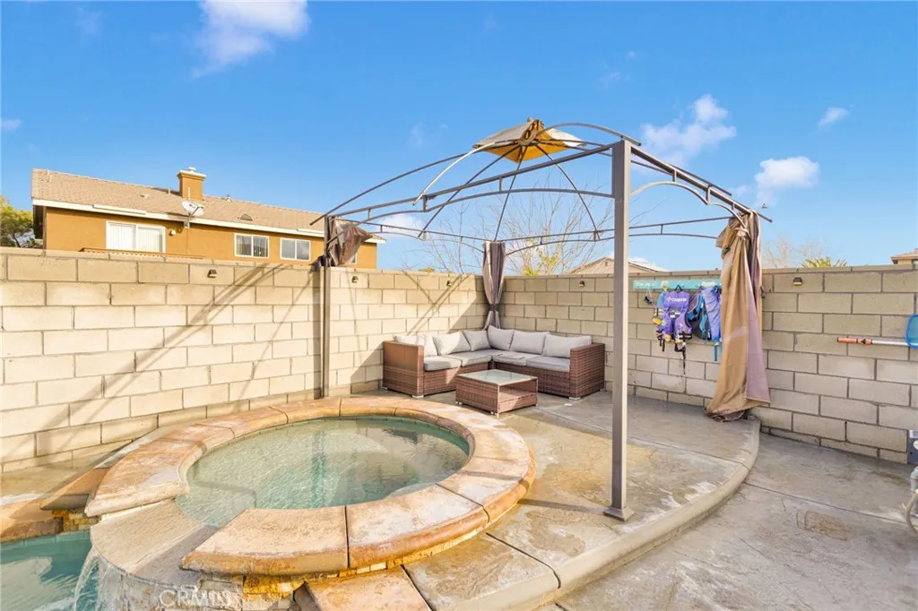 13888 Chestnut, Victorville, California 92392 home-pic-52