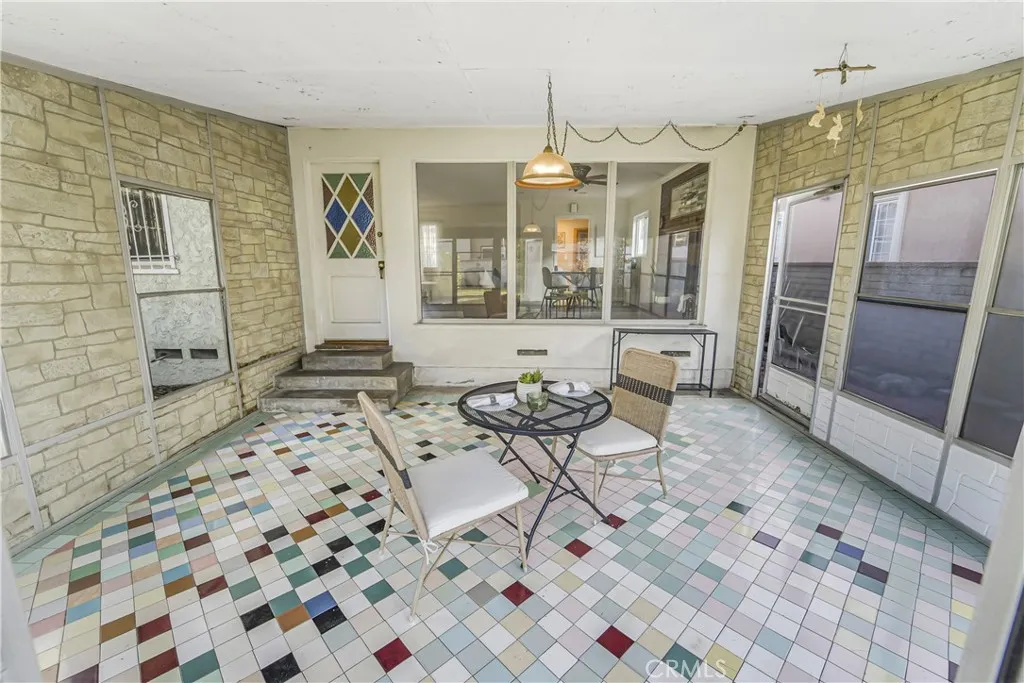 10809 Pangborn Avenue, Downey, California 90241 home-pic-17