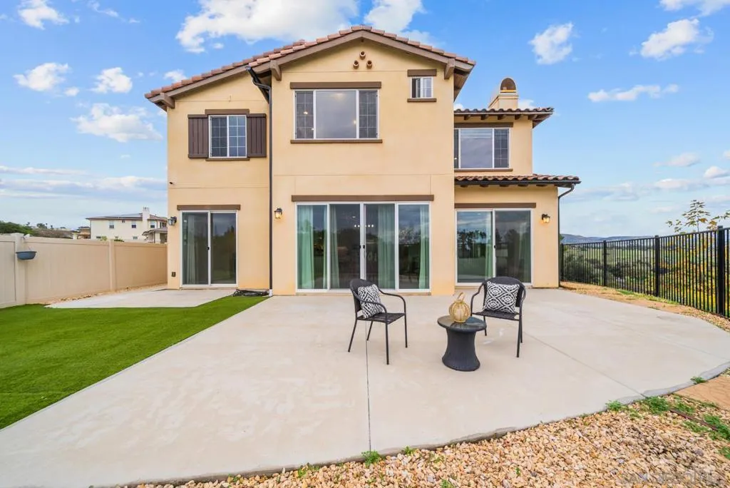 8304 The Grant Place, Bonita, California 91902 home-pic-28