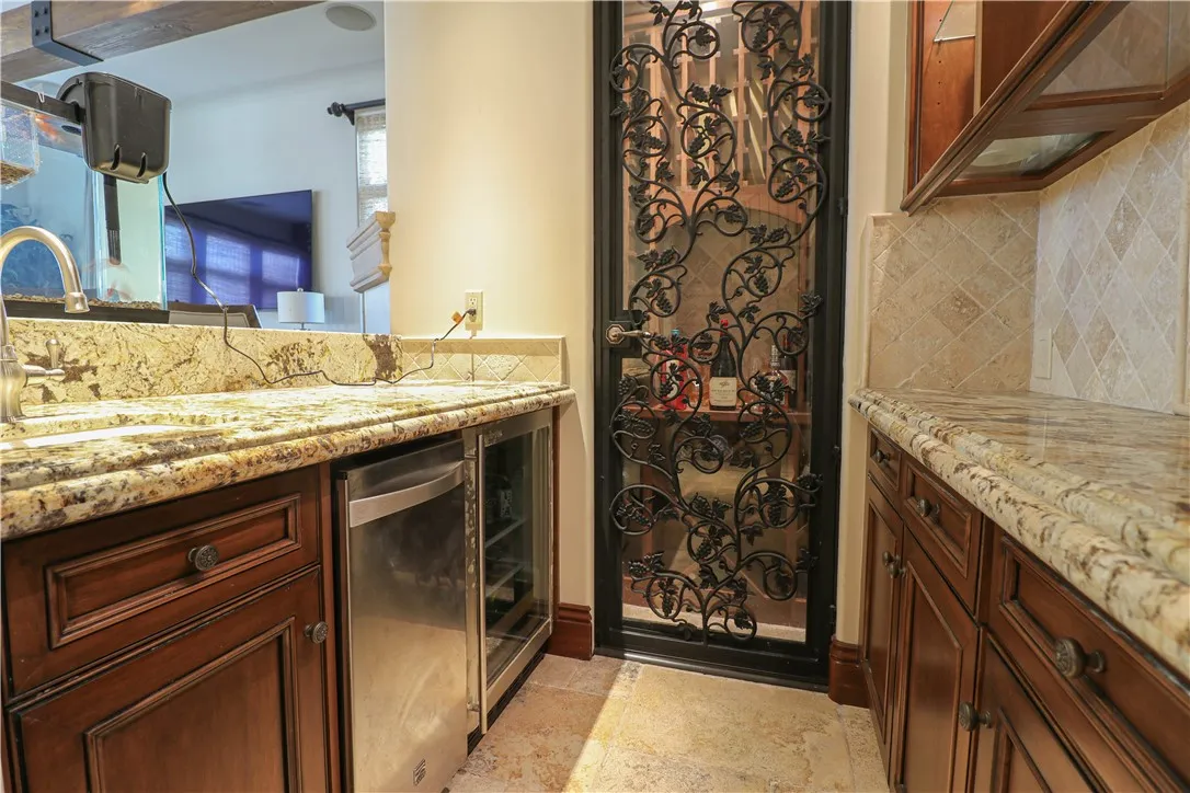 1119 Pine, Huntington Beach, California 92648 home-pic-7