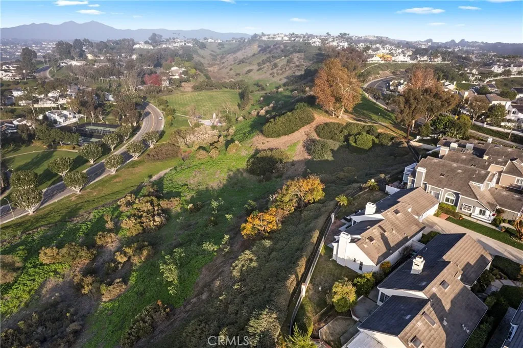 9 Marblehead, Laguna Niguel, California 92677 home-pic-28