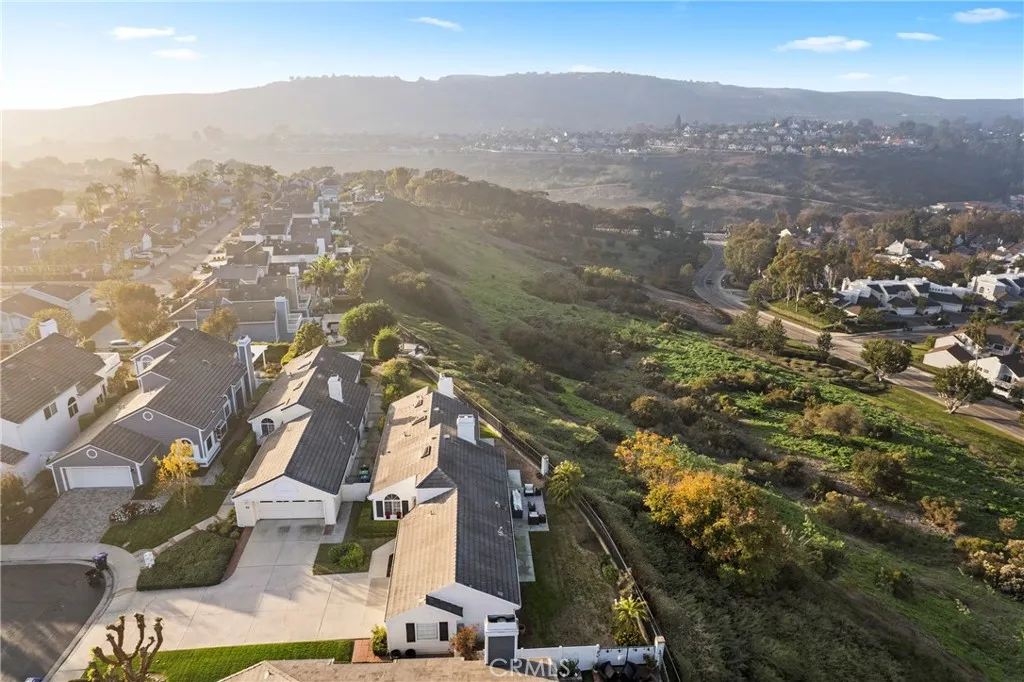 9 Marblehead, Laguna Niguel, California 92677 home-pic-27