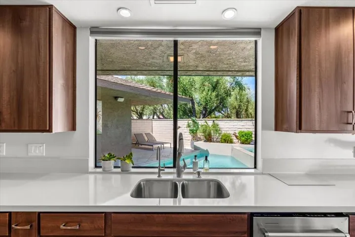 22-59 Cornell Drive-41