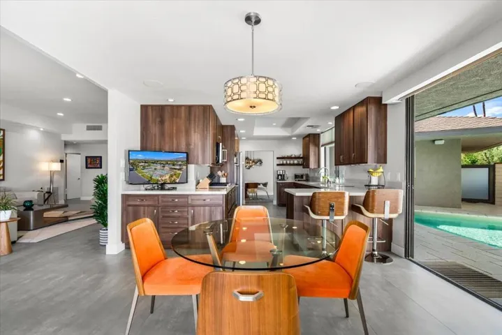 18-59 Cornell Drive-37