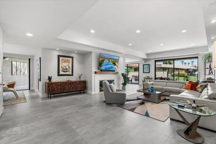 14-59 Cornell Drive-27