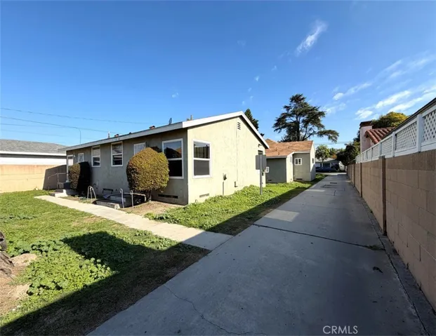 15553 Blaine Ave, Bellflower, California 90706