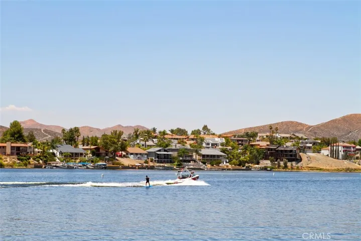 30698 Long Point, Canyon Lake, California 92587