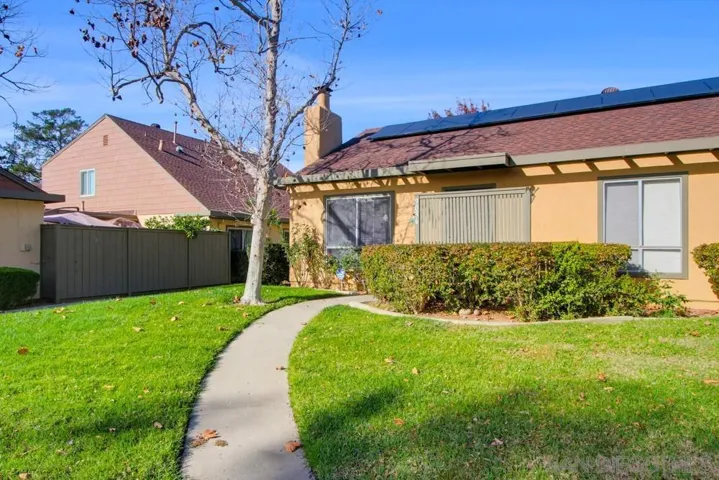 9036 Caminito Vera, San Diego, California 92126