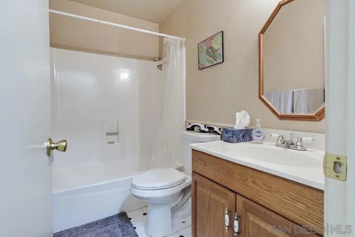 9036 Caminito Vera, San Diego, California 92126