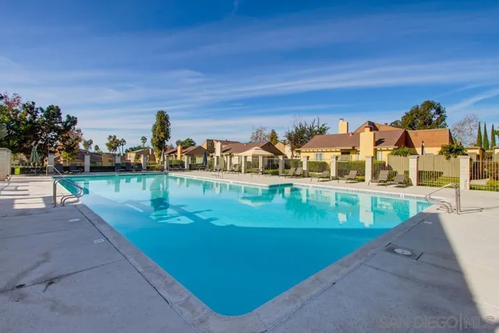9036 Caminito Vera, San Diego, California 92126