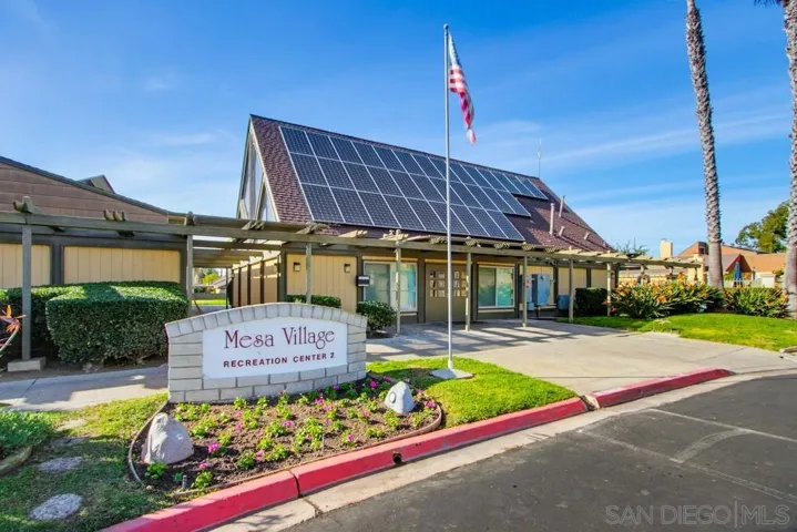 9036 Caminito Vera, San Diego, California 92126