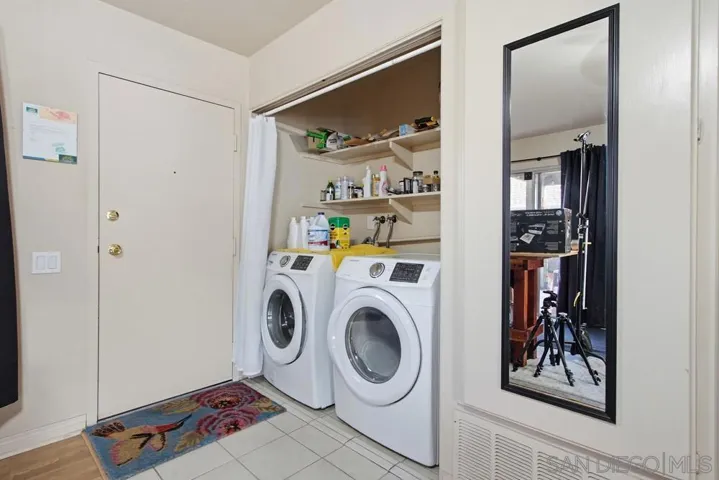 9036 Caminito Vera, San Diego, California 92126