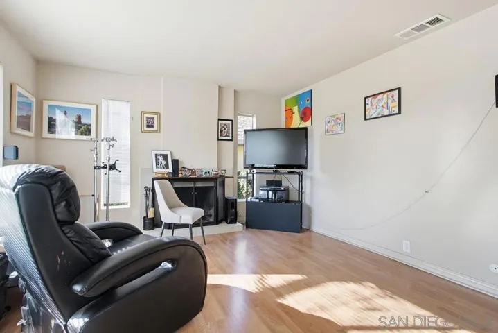 9036 Caminito Vera, San Diego, California 92126