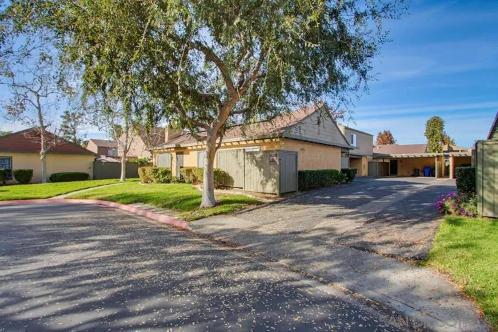 9036 Caminito Vera, San Diego, California 92126